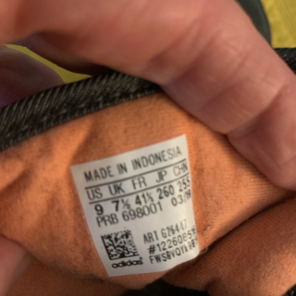 Adidas Terrex Boots - Picture 5 of 6